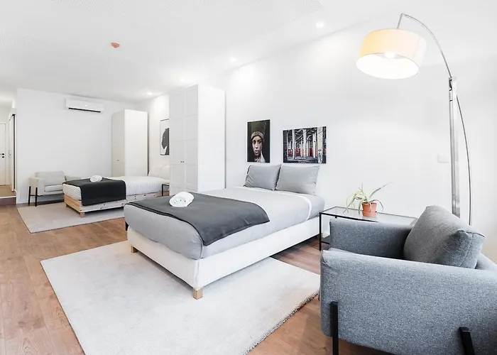 Guestready - Uptown Suites 5